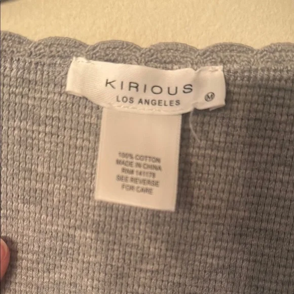 Gray Long Sleeve Ribbed, Fitted Crop Top - Picture 4 of 6